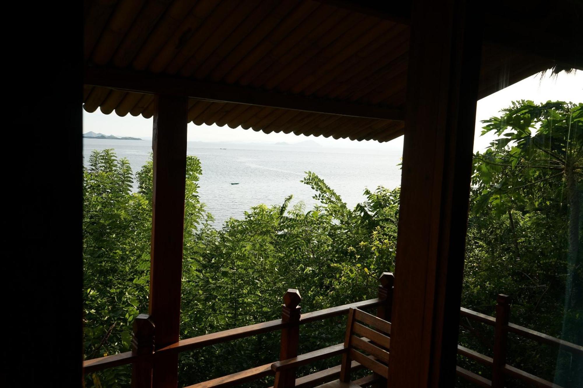 Waecicu Eden Beach Hotel Labuan Bajo Pokój zdjęcie