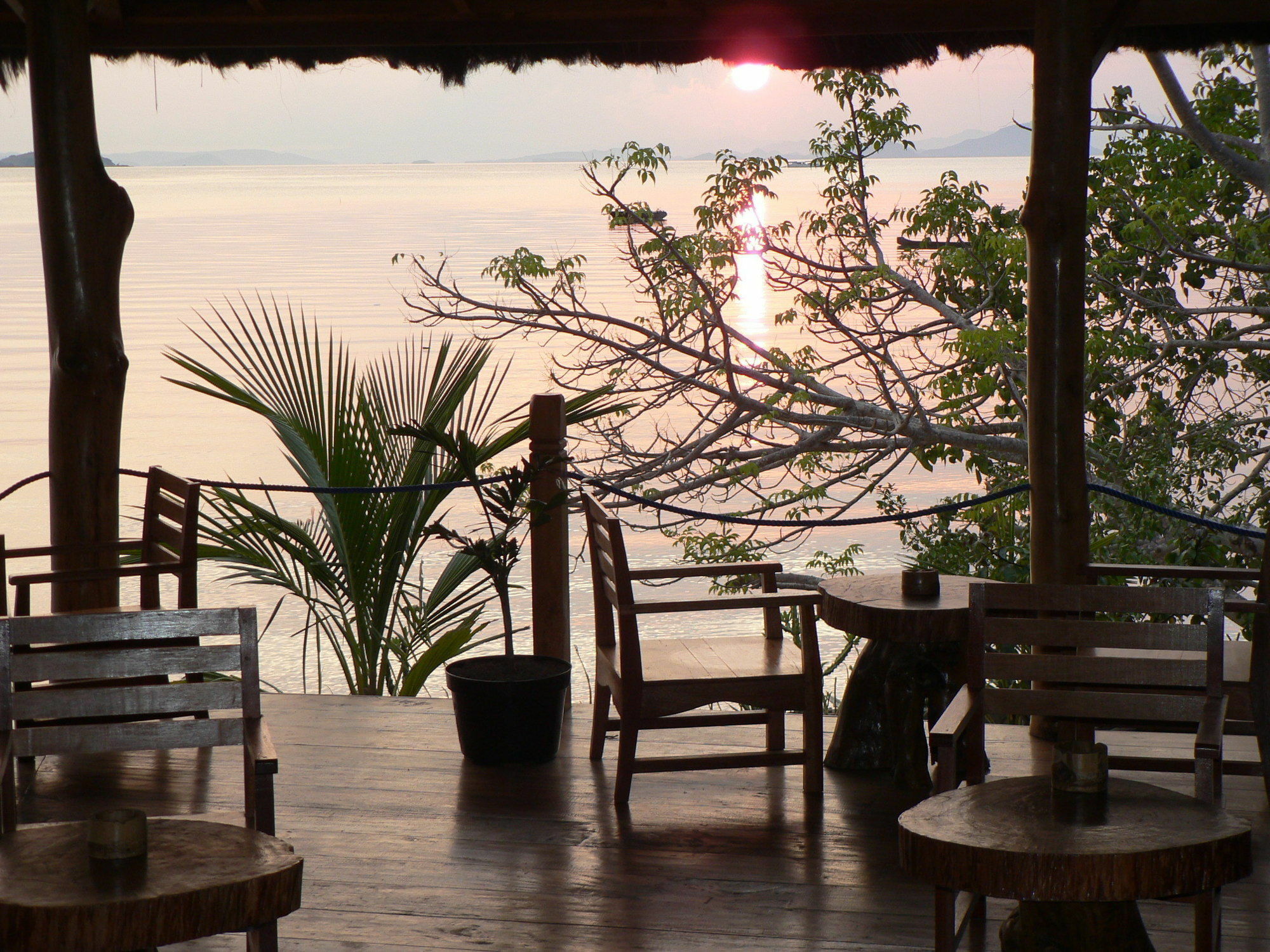Waecicu Eden Beach Hotel Labuan Bajo Zewnętrze zdjęcie