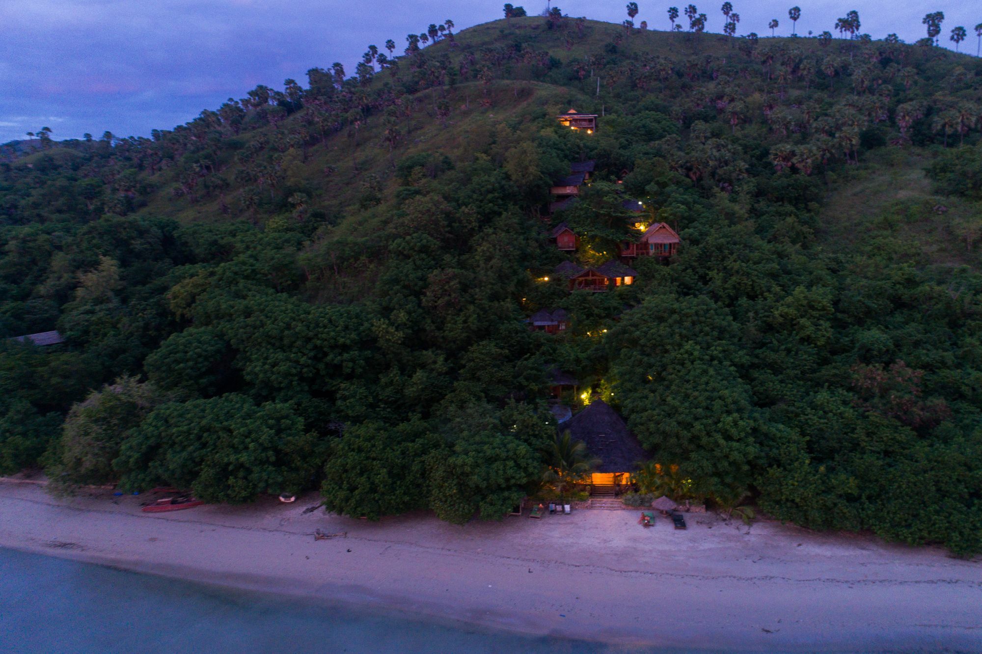 Waecicu Eden Beach Hotel Labuan Bajo Zewnętrze zdjęcie